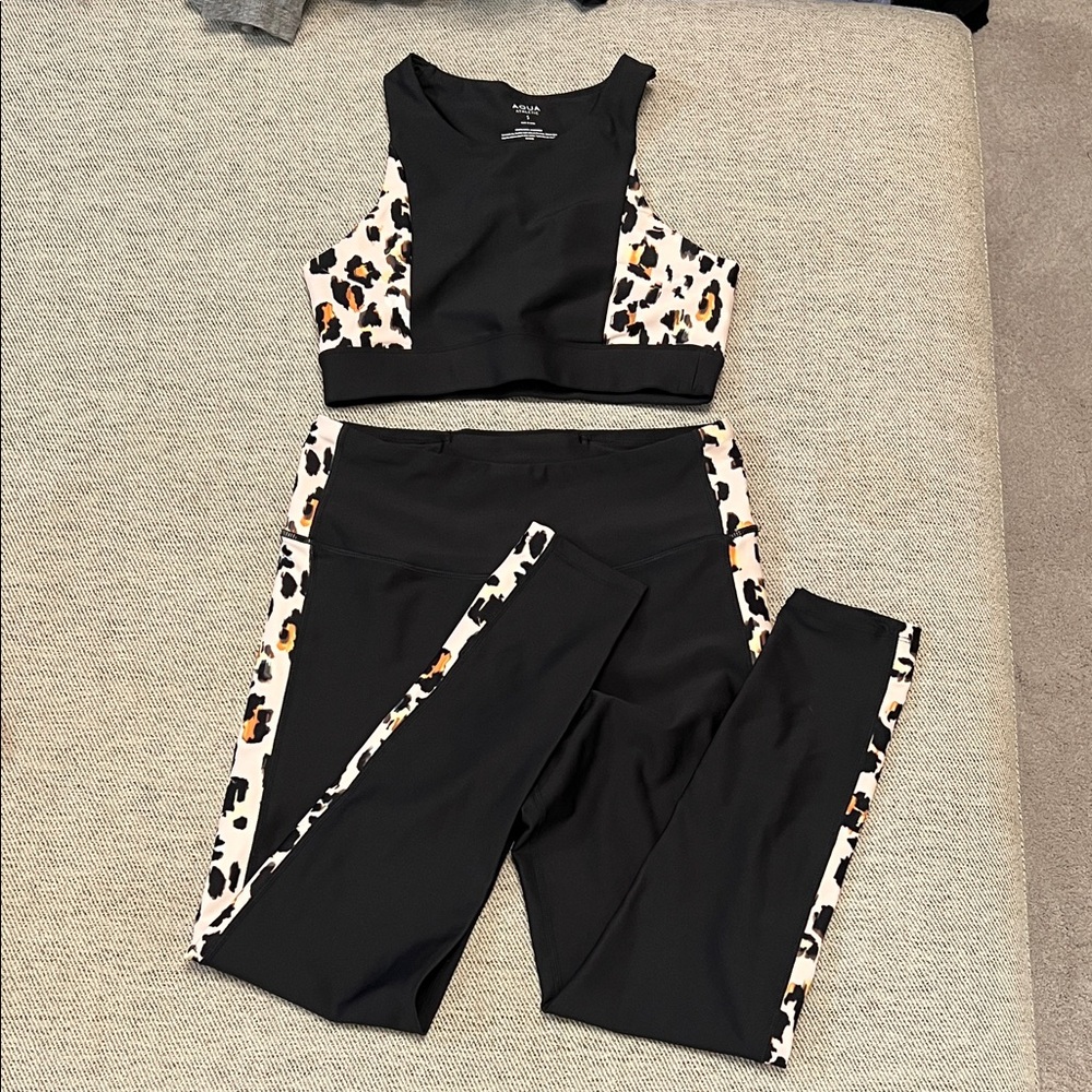 Aqua‎ Black Leggings with Animal Print Accents